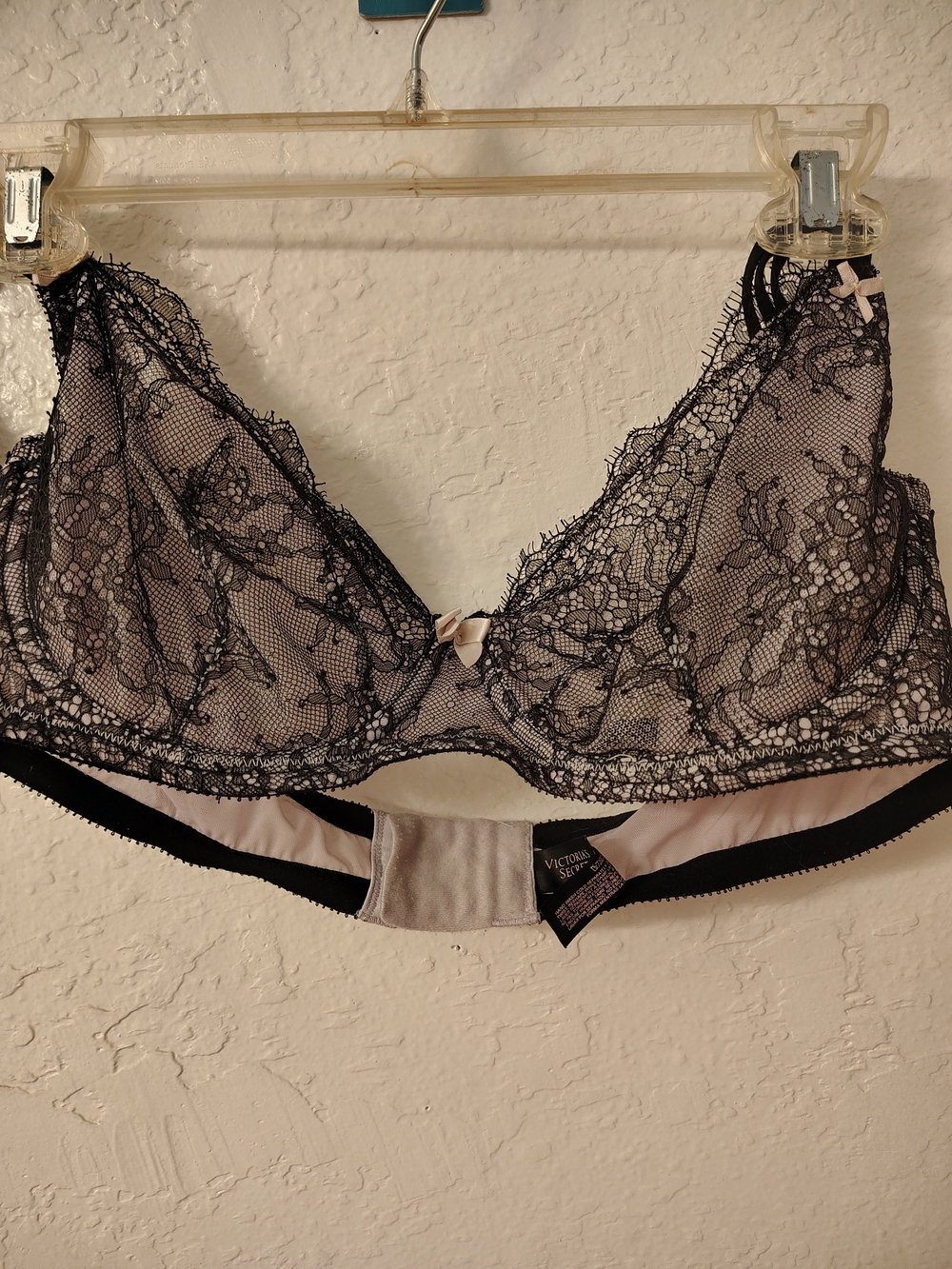 Victoria's Secret Black Lace Underwire Bra - Sheer Pink Lining